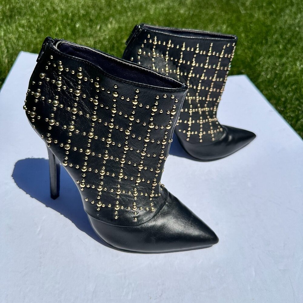 London Trash Diane Leather Studded Ankle Boot Size 8.5M